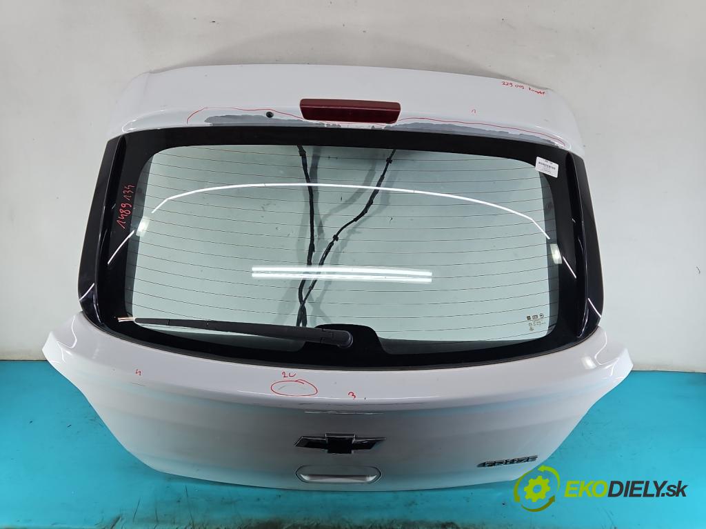 Chevrolet Cruze 1.8 16v 141 hp manual 104 kW 1796 cm3 5- zadní kufrové dveře  (Zadní kapota (kufr))