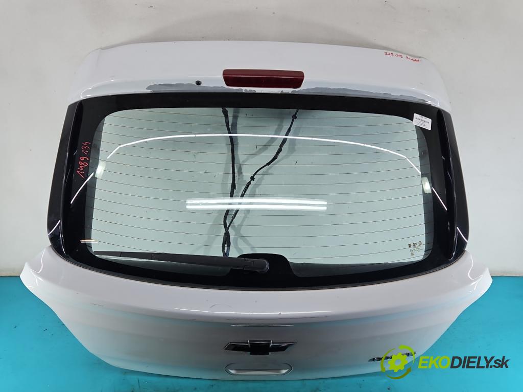 Chevrolet Cruze 1.8 16v 141 hp manual 104 kW 1796 cm3 5- zadní kufrové dveře  (Zadní kapota (kufr))