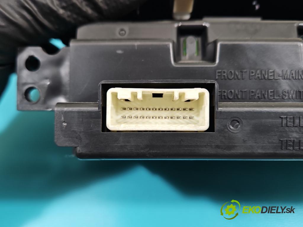 Kia Venga 1.4 crdi 75 HP manual 55 kW 1396 cm3 5- Zobrazit: 94101-1P020 (Prístrojová doska)