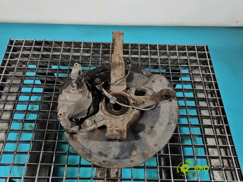 Honda Civic VIII 2006-2011 1.8 16V 140 hp manual 103 kW 1799 cm3 5- náboj pravé  (Náboj kola)