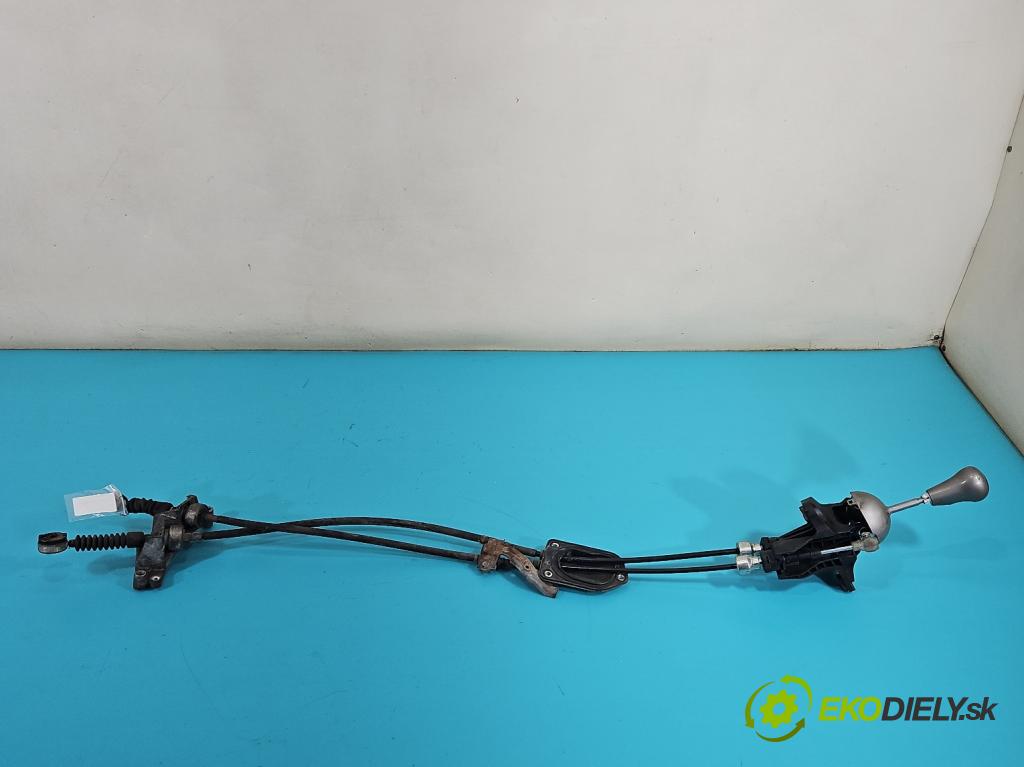 Honda Civic VIII 2006-2011 1.8 16V 140 HP manual 103 kW 1799 cm3 5- Páka: Změny: stupeň,rýchlosť  (Rýchlostná páka (kulisa))