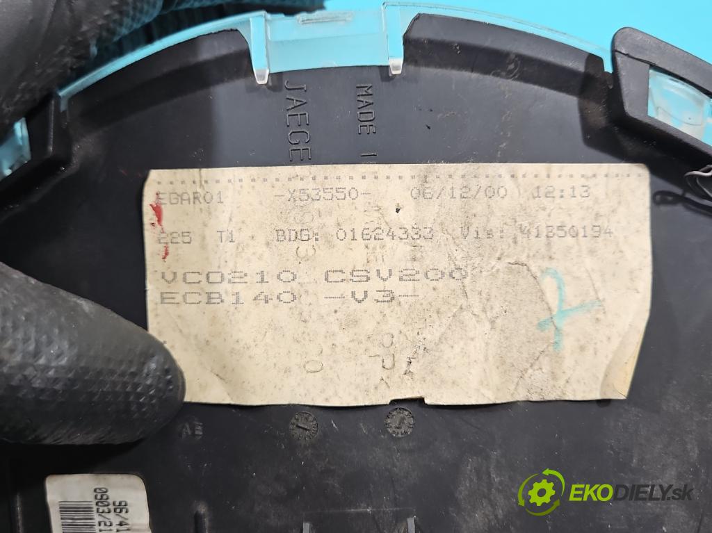 Peugeot 206 1.4 8v 75 HP manual 55 kW 1360 cm3 3- prístrojovka/ budíky 9641573680 (Prístrojová doska)