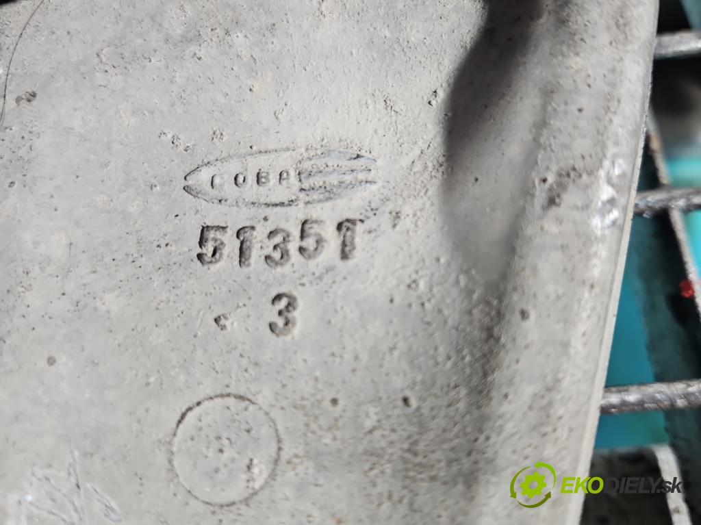 Honda Civic VIII 2006-2011 1.8 16V R18A2 140 HP manual 103 kW 1799 cm3 5- predné pravý  (Kľučka dverí ostatné)