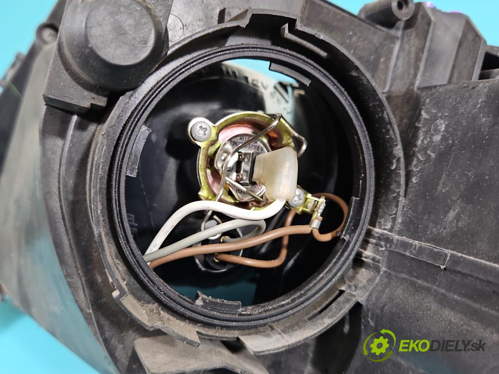 Honda Civic VIII 2006-2011 1.8 16V 140 HP manual 103 kW 1799 cm3 5- Reflektor: pravý 217-1160R (Svetlo predné pravé)