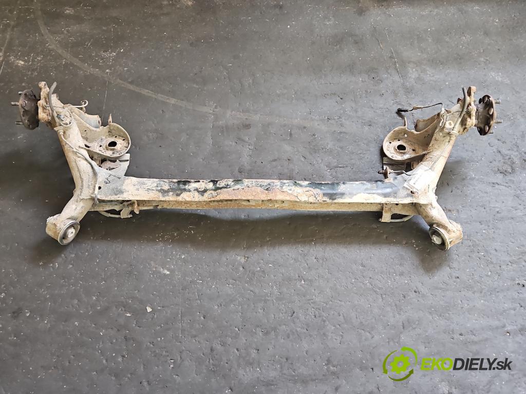 Honda Civic VIII 2006-2011 1.8 16V 140 hp manual 103 kW 1799 cm3 5- zadní výztuha  (Zadní výztuha)