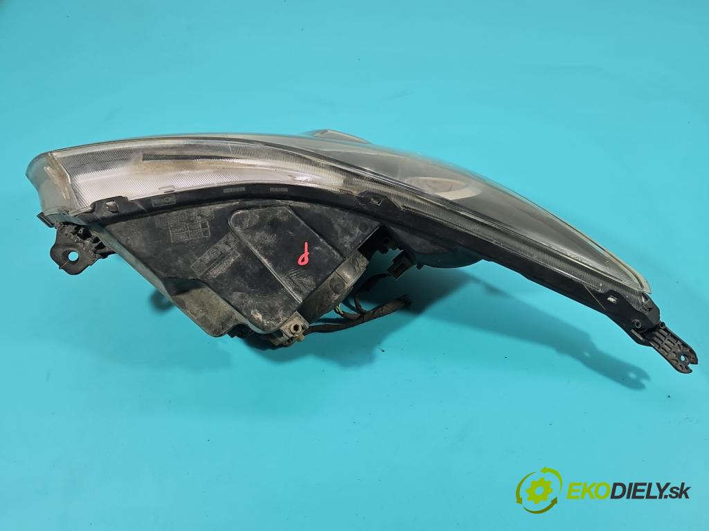 Chevrolet Cruze 1.8 16v 141 HP manual 104 kW 1796 cm3 5- Reflektor: pravý  (Svetlo predné pravé)