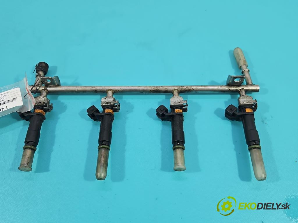 Chevrolet Cruze 1.8 16v 141 HP manual 104 kW 1796 cm3 5- vstrek 55353806 (Vstrekovač paliva)