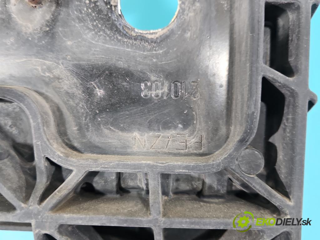 Fiat Punto Grande 1.4 8v 77 hp manual 57 kW 1368 cm3 5- stěna přední  (Přední výztuha)