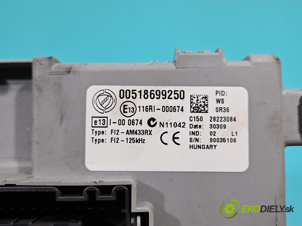 Fiat Punto Grande 1.4 8v 77 HP manual 57 kW 1368 cm3 5- riadiaca jednotka motora 51868974
