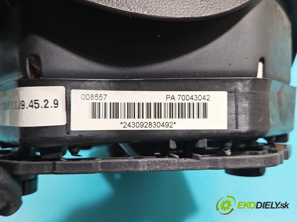 Fiat Punto Grande 1.4 8v 77 hp manual 57 kW 1368 cm3 5- volant 07355162010 (Volant)