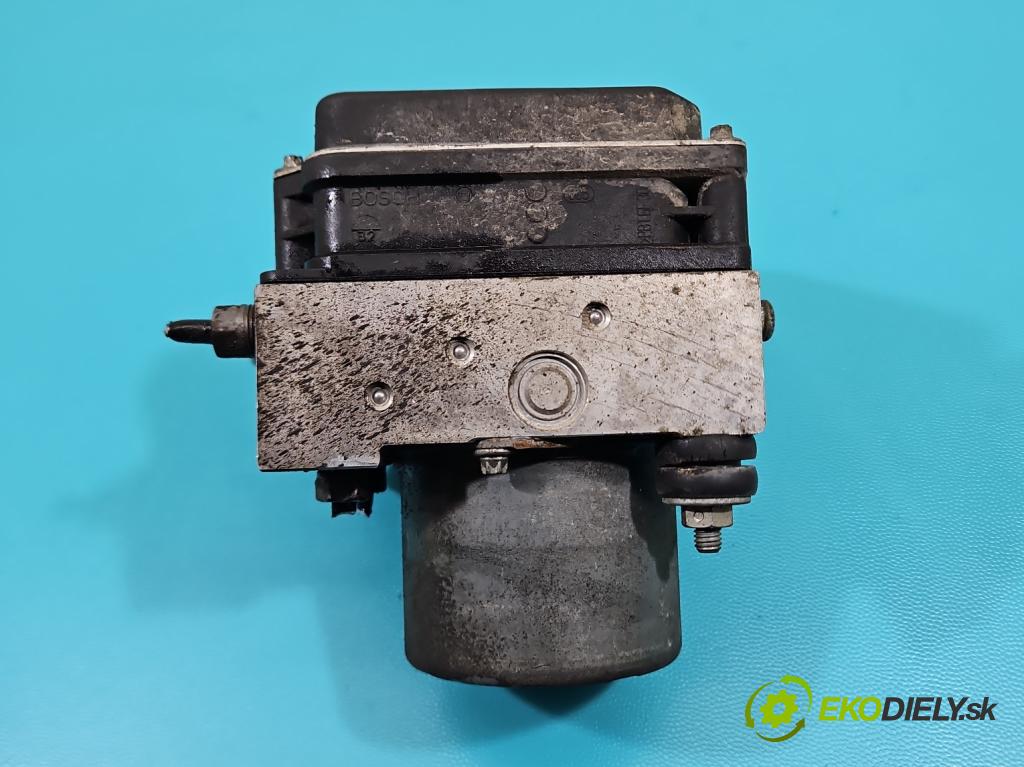 Fiat Punto Grande 1.4 8v 77 hp manual 57 kW 1368 cm3 5- čerpadlo abs 0265230808 (Pumpa ABS)