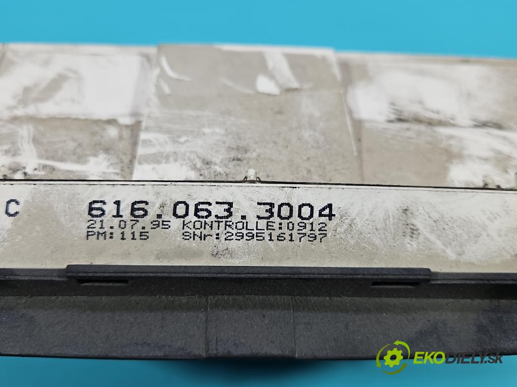 Vw Golf III 1991-1998 1.8 75 HP manual 55 kW 1781 cm3 3- prístrojovka/ budíky 1H0919860C (Prístrojová doska)