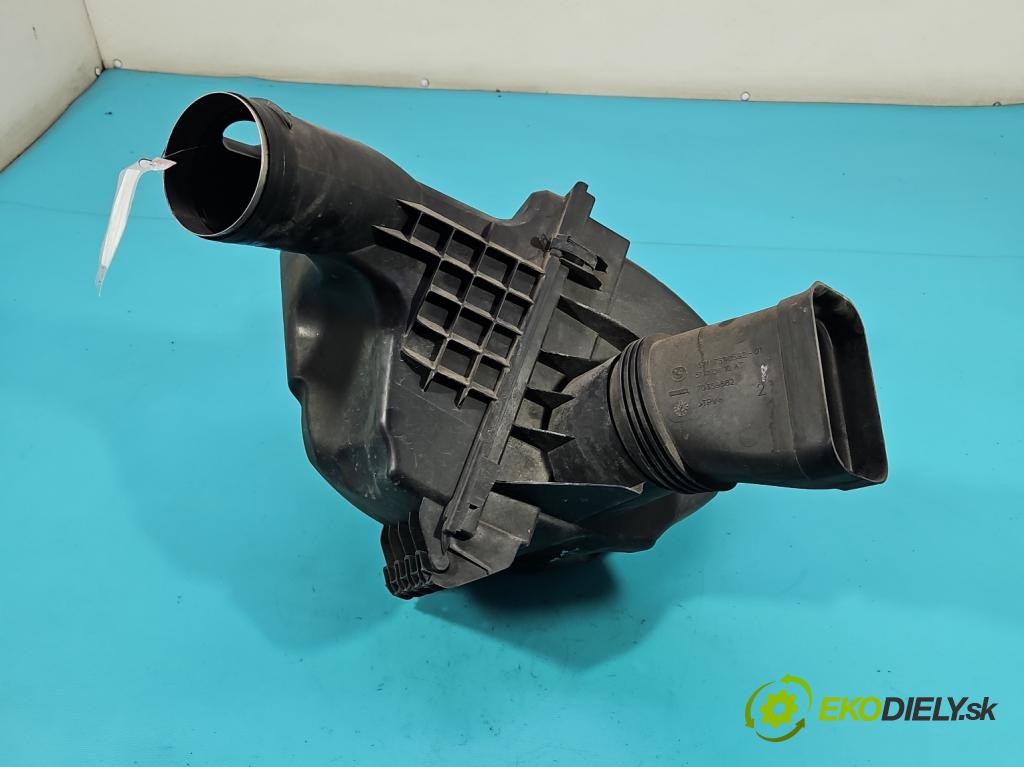 Bmw 5 F10 2010-2017 2.0 T 245KM automatic 180 kW 1997 cm3 4- obal filtra vzduchu 7590592 (Obal vzduchového filtra)