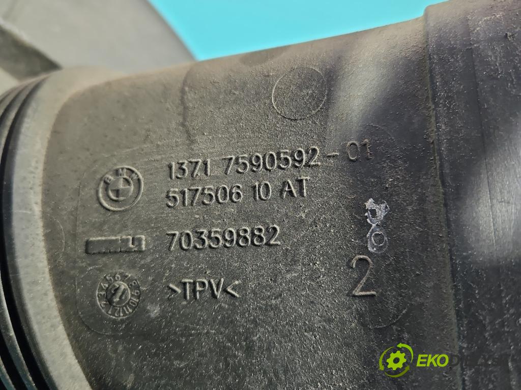 Bmw 5 F10 2010-2017 2.0 T 245KM automatic 180 kW 1997 cm3 4- obal filtra vzduchu 7590592 (Obal vzduchového filtra)