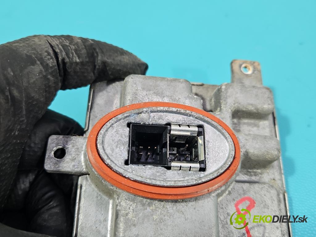 Bmw 5 F10 2010-2017 2.0 T 245KM automatic 180 kW 1997 cm3 4- střídač: xenon 7318327 (Riadiaca jednotka xenónu)