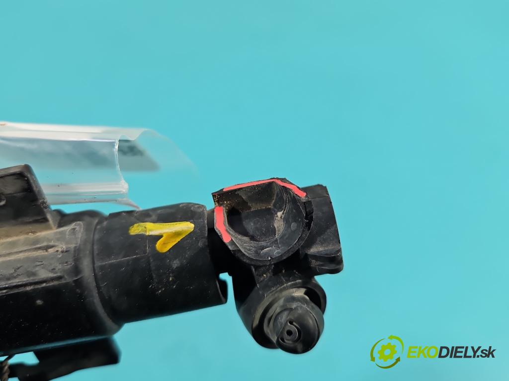 Bmw 5 F10 2010-2017 2.0 T 245KM automatic 180 kW 1997 cm3 4- ostrekovač reflektor: ľavý 1300750010 (Motorček ostrekovačov)