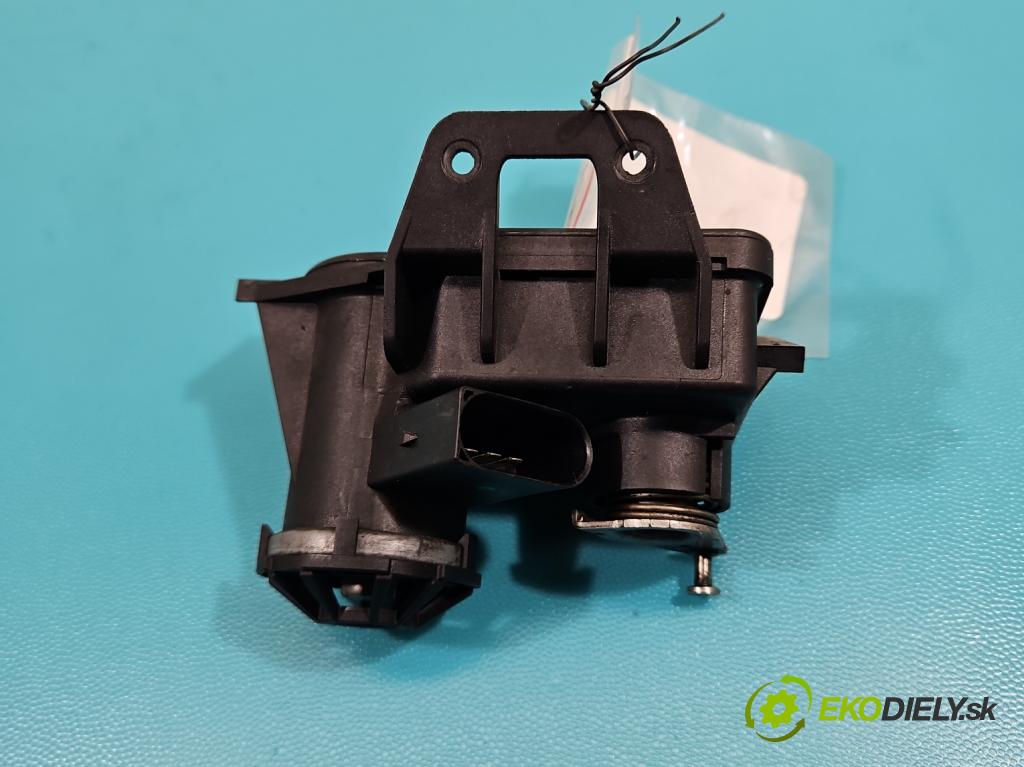 Bmw X3 E83 2003-2010 3.0d 218 HP automatic 160 kW 2993 cm3 5- Ovladač: klapky: kolektor 7003601 (Motorček ostatné)