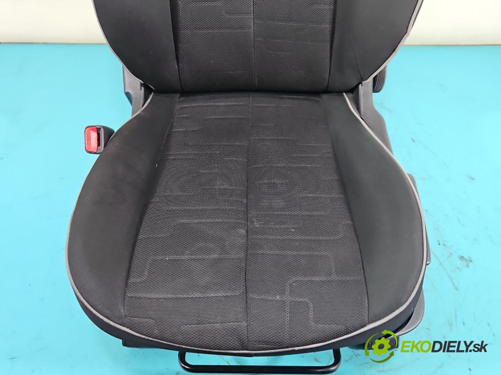 Kia Venga 1.4 crdi 75 HP manual 55 kW 1396 cm3 5- Sedačka ľavý  (Sedadlo)