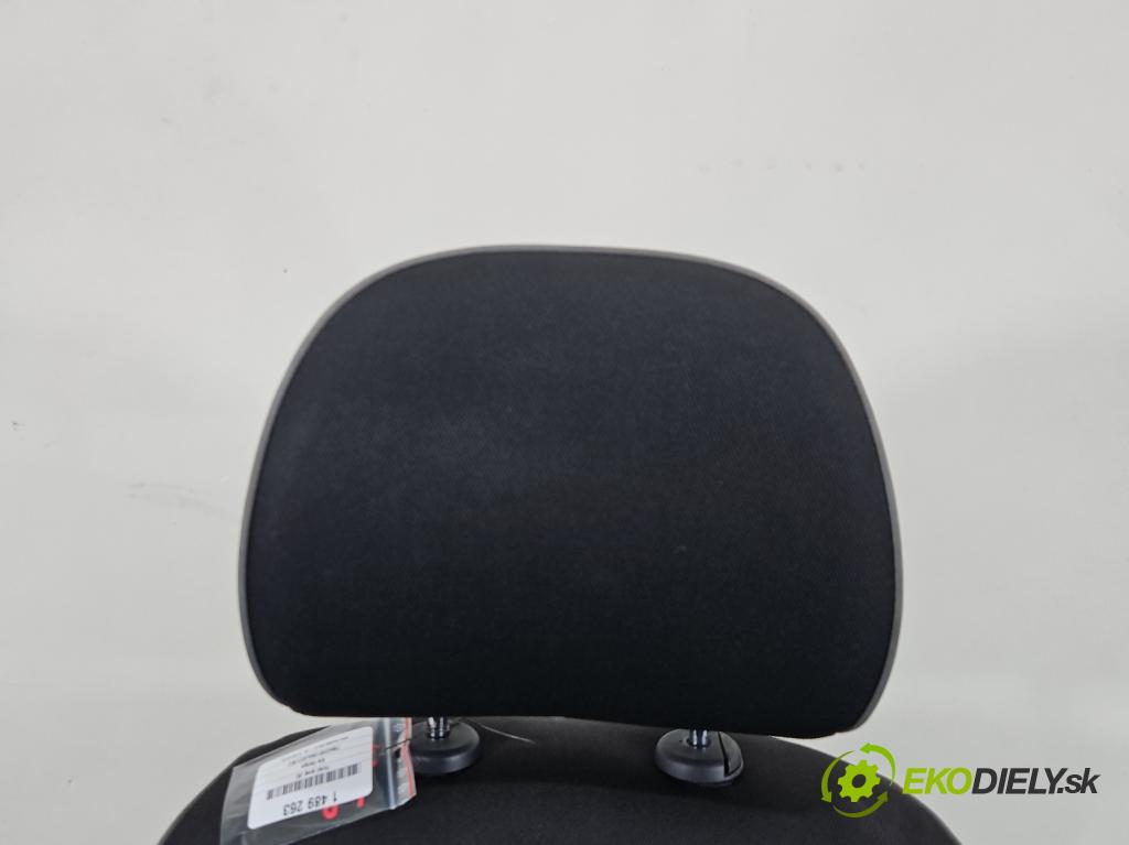 Kia Venga 1.4 crdi 75 HP manual 55 kW 1396 cm3 5- Sedačka ľavý  (Sedadlo)