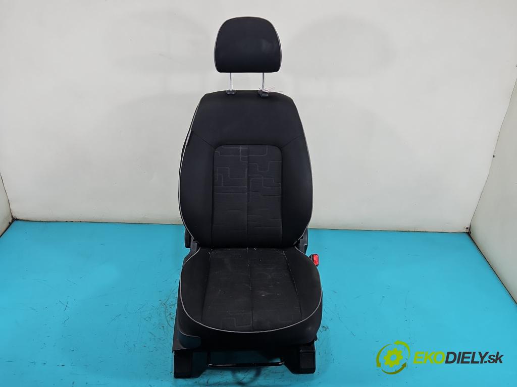 Kia Venga 1.4 crdi 75 HP manual 55 kW 1396 cm3 5- Sedačka pravý  (Sedadlo)