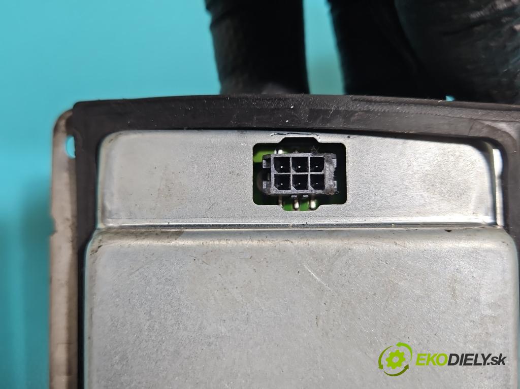 Audi A4 B5 1994-2001 2.5 TDI 150 HP manual 110 kW 2496 cm3 5- střídač: xenon 89001411 (Riadiaca jednotka xenónu)