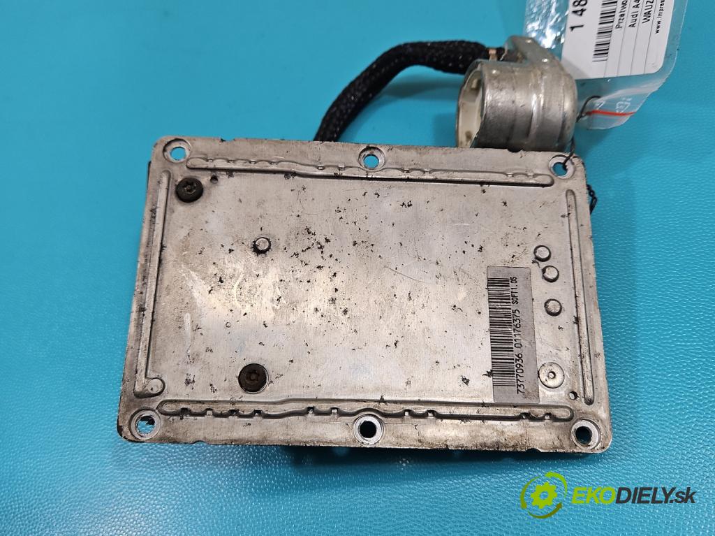 Audi A4 B5 1994-2001 2.5 TDI 150 HP manual 110 kW 2496 cm3 5- střídač: xenon 89001411 (Riadiaca jednotka xenónu)