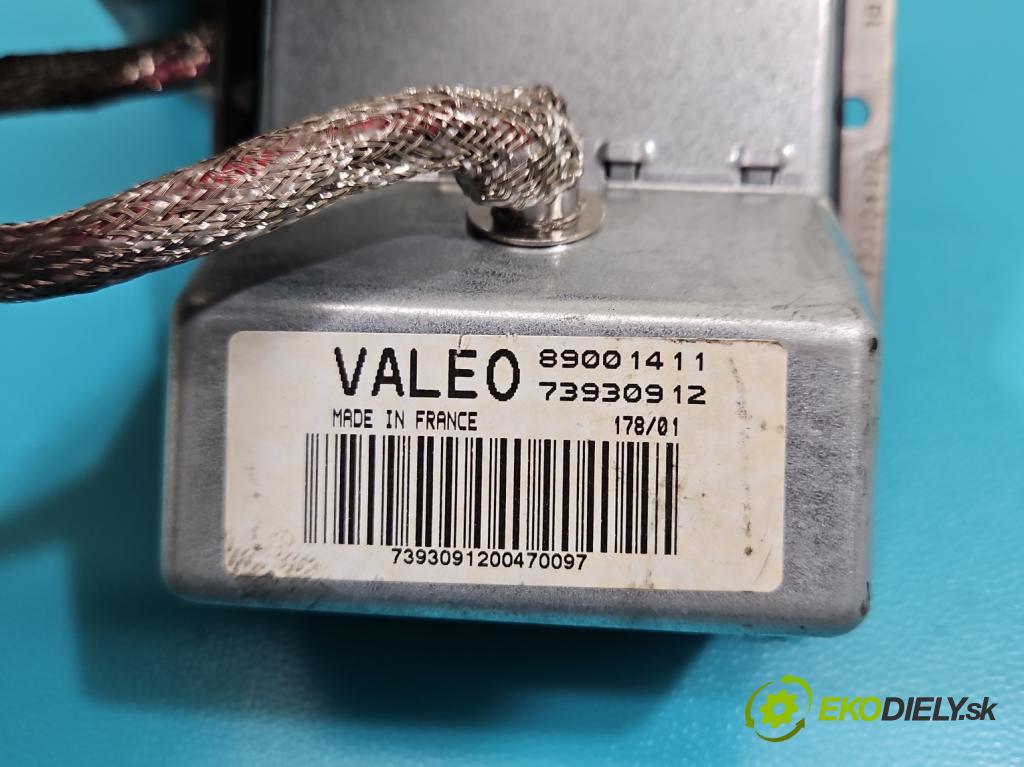 Audi A4 B5 1994-2001 2.5 TDI 150 HP manual 110 kW 2496 cm3 5- střídač: xenon 89001411 (Riadiaca jednotka xenónu)