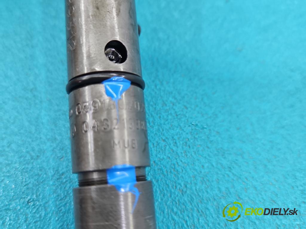 Audi A4 B5 1994-2001 2.5 TDI 150 HP manual 110 kW 2496 cm3 5- vstrek 059130202B (Vstrekovač paliva)