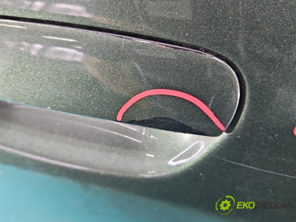 Audi A4 B5 1994-2001 2.5 TDI 150 HP manual 110 kW 2496 cm3 5- dvere zadné pravé  (Kľučka dverí ostatné)