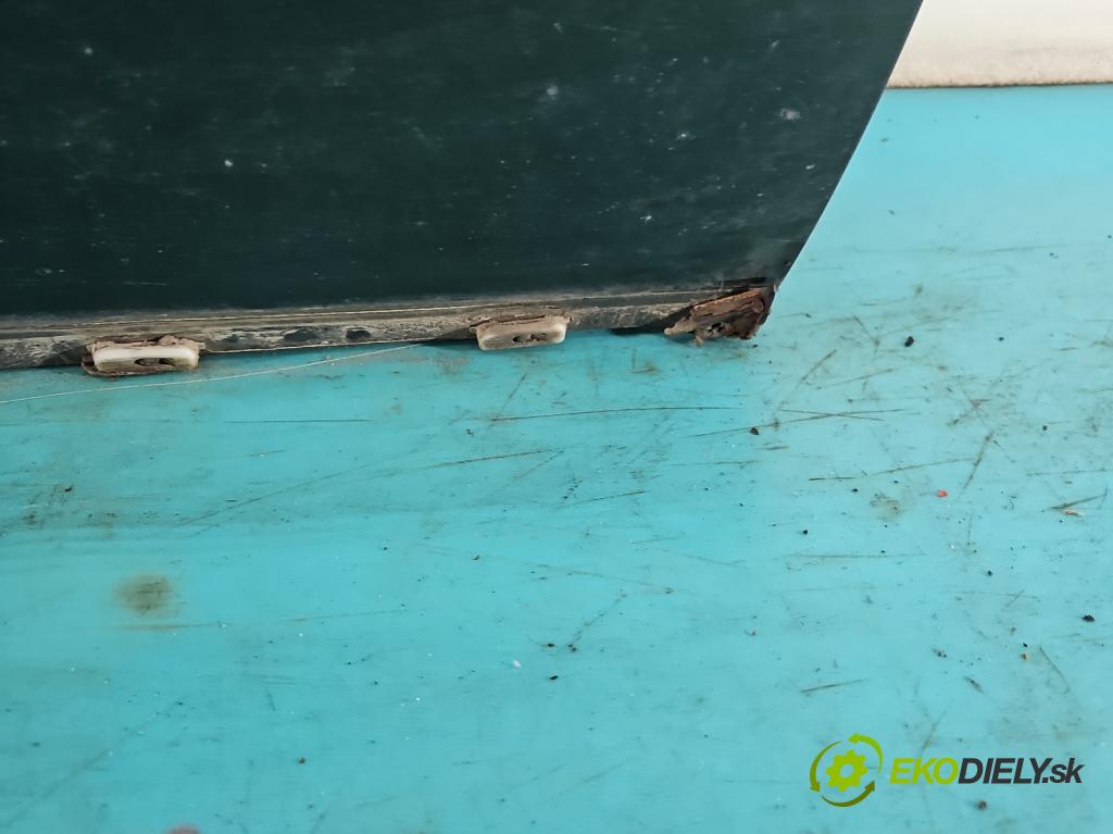 Audi A4 B5 1994-2001 2.5 TDI 150 HP manual 110 kW 2496 cm3 5- dvere zadné pravé  (Kľučka dverí ostatné)