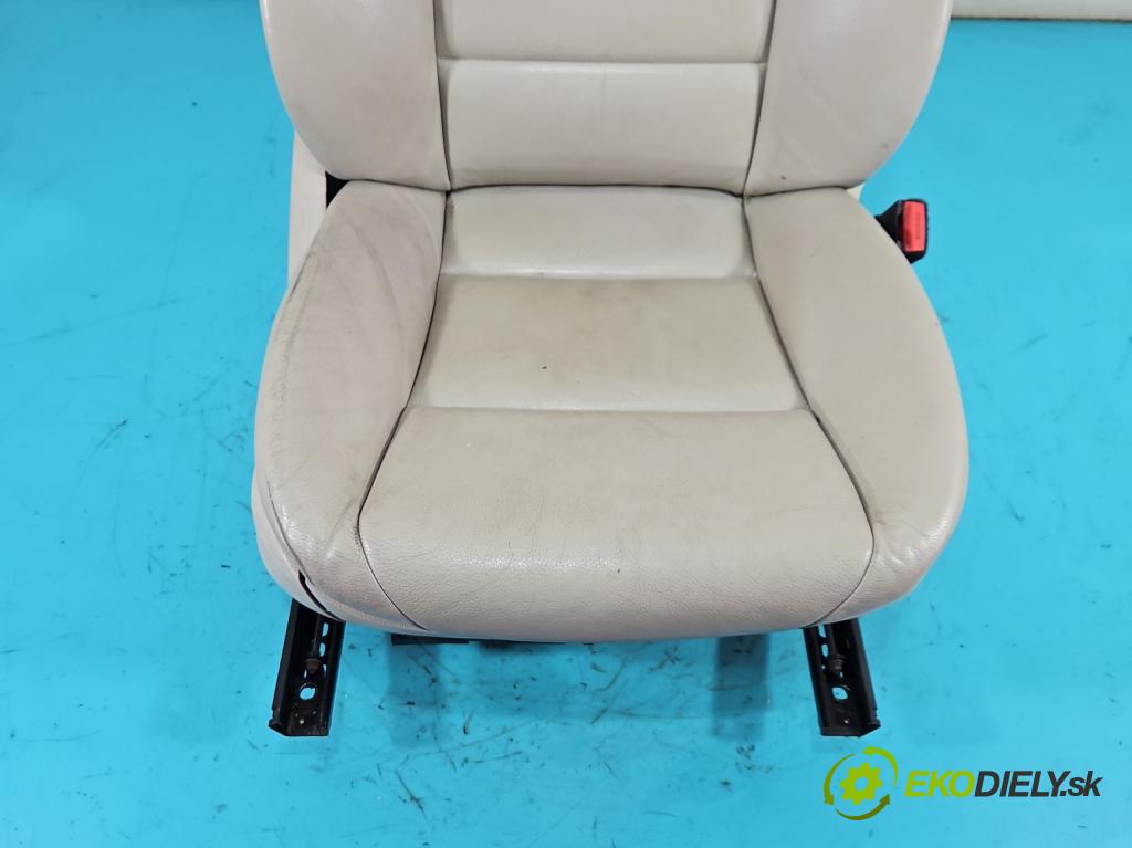 Bmw 5 F10 2010-2017 2.0 T 245KM automatic 180 kW 1997 cm3 4- Sedačka pravý  (Sedadlo)