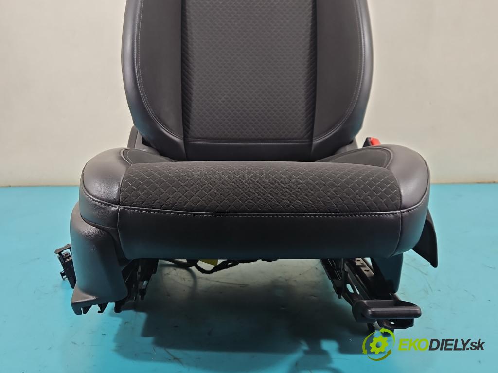 Opel Mokka A 2012-2019 1.6 cdti 136 HP manual 100 kW 1598 cm3 5- Sedačka pravý  (Sedadlo)