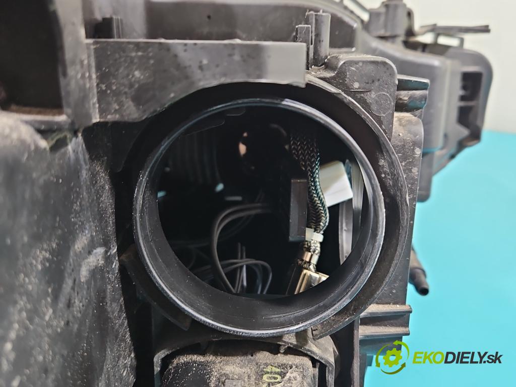 Audi A5 8T 2007-2016 2.0 TFSI 224hp automatic 165 kW 1984 cm3 5- Reflektor: ľavý 8T0941005C (Kľučka dverí ostatné)