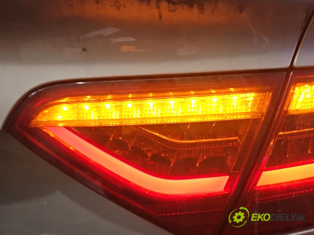 Audi A5 8T 2007-2016 2.0 TFSI 224hp automatic 165 kW 1984 cm3 5- svetlo / reflektor zadné pravé 8T0945094C (Kľučka dverí ostatné)