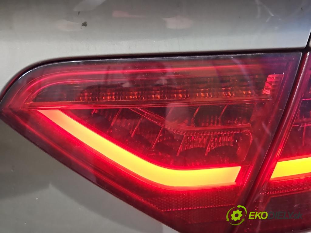 Audi A5 8T 2007-2016 2.0 TFSI 224hp automatic 165 kW 1984 cm3 5- svetlo / reflektor zadné pravé 8T0945094C (Kľučka dverí ostatné)