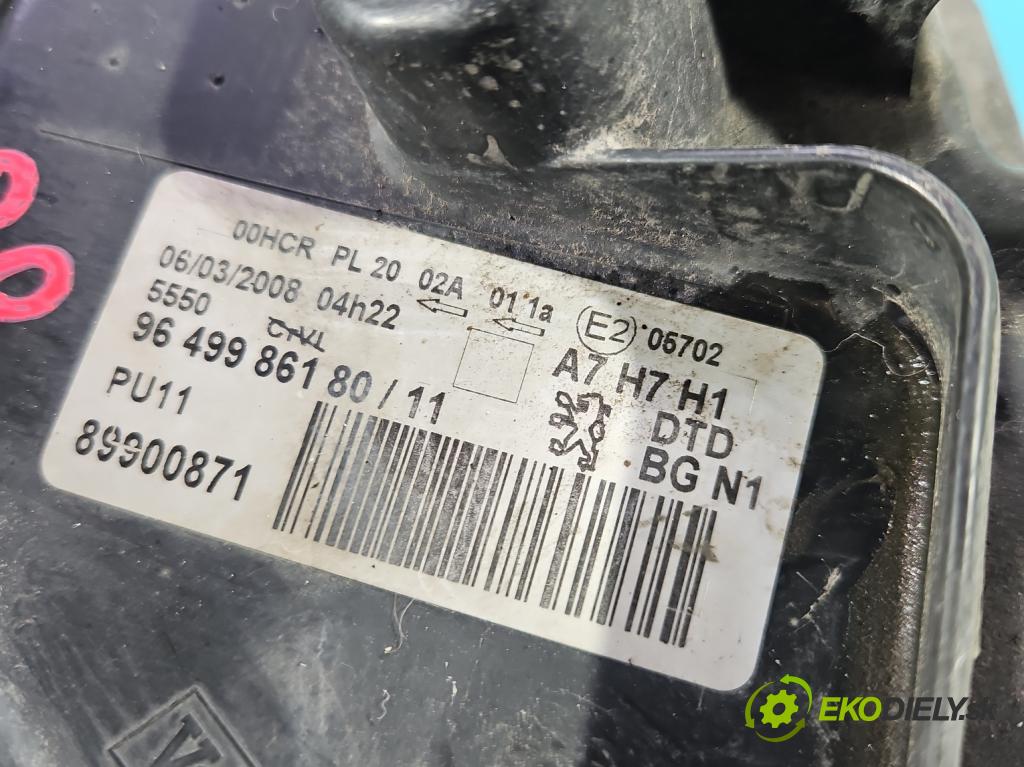 Peugeot 207 1.4 16v (201573) 95 HP manual 70 kW 1397 cm3 5- Reflektor: pravý 9649986180 (Svetlo predné pravé)