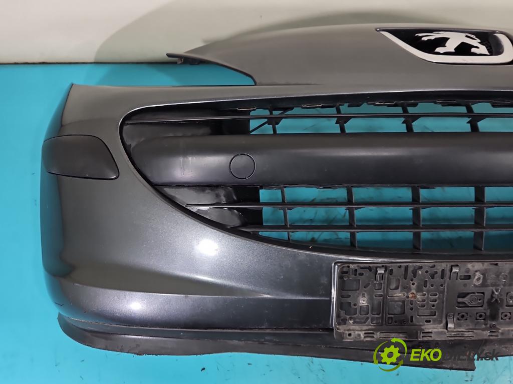 Peugeot 207 1.4 16v (201573) 95 hp manual 70 kW 1397 cm3 5- nárazník přední  (Klika dveří ostatní)