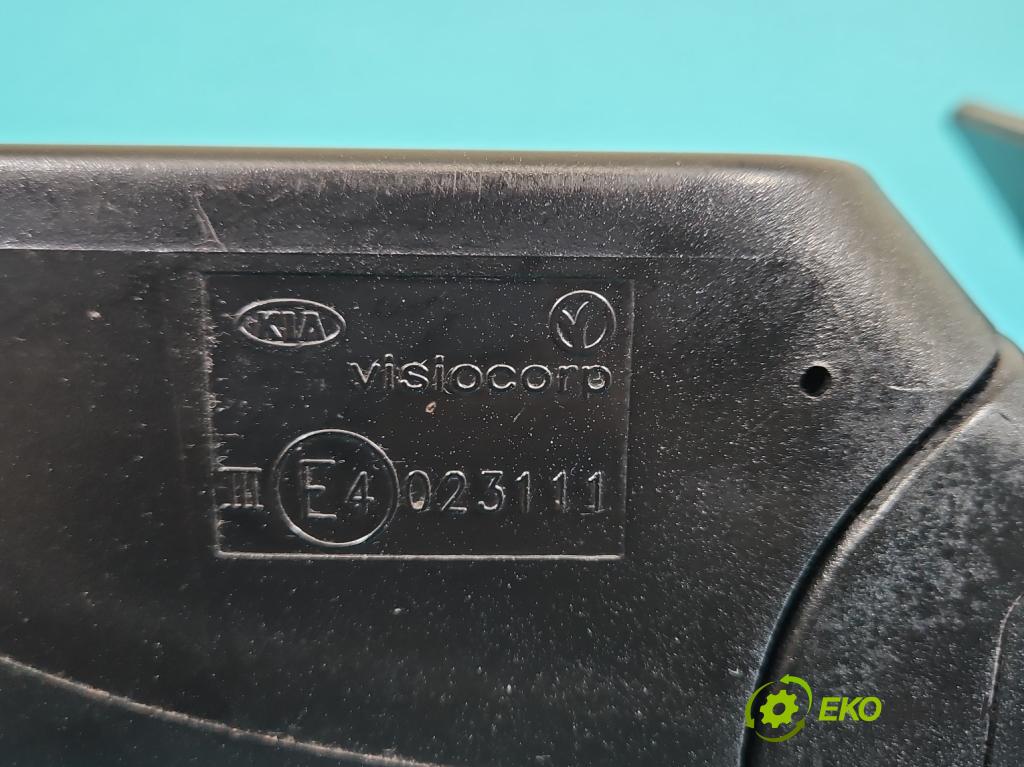 Kia Venga 1.4 crdi 75 hp manual 55 kW 1396 cm3 5- zpětné zrcátko levé (Klika dveří ostatní)