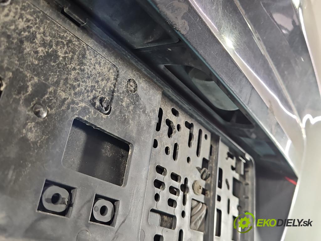 Peugeot 207 1.4 16v (201573) 95 hp manual 70 kW 1397 cm3 5- zadní kufrové dveře  (Zadní kapota (kufr))