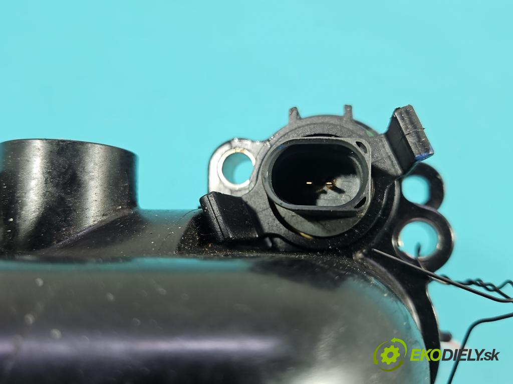 Audi Q5 2008-2016 2.0 tfsi: 220KM automatic 162 kW 1984 cm3 5- čerpadlo voda: 06H121026DD (Vodná pumpa)