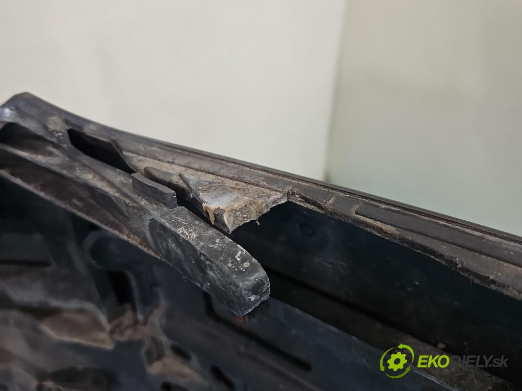 Citroen C5 I 2001-2008 1.8 16V 116 HP manual 85 kW 1749 cm3 5- nárazník predné  (Kľučka dverí ostatné)