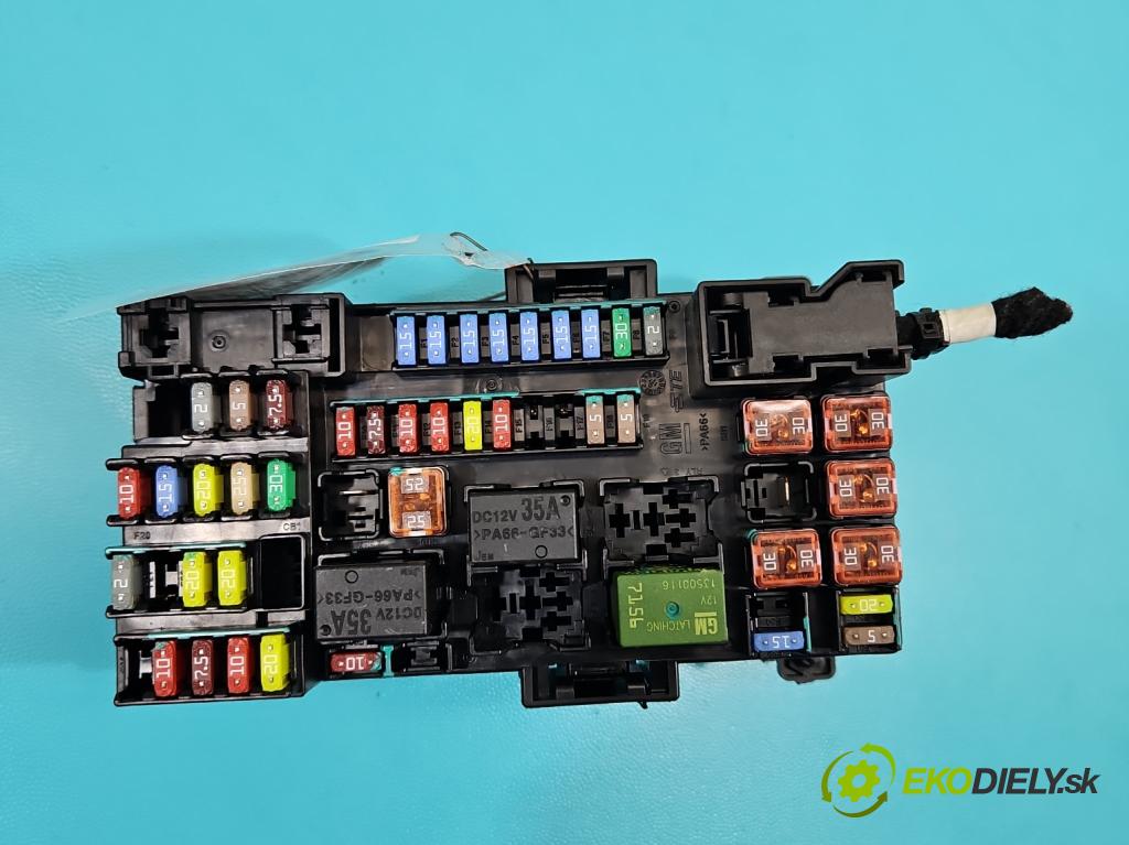 Opel Mokka A 2012-2019 1.6 cdti 136hp manual 100 kW 1598 cm3 5- skříňka pojistková  (Pojistková skříňka)