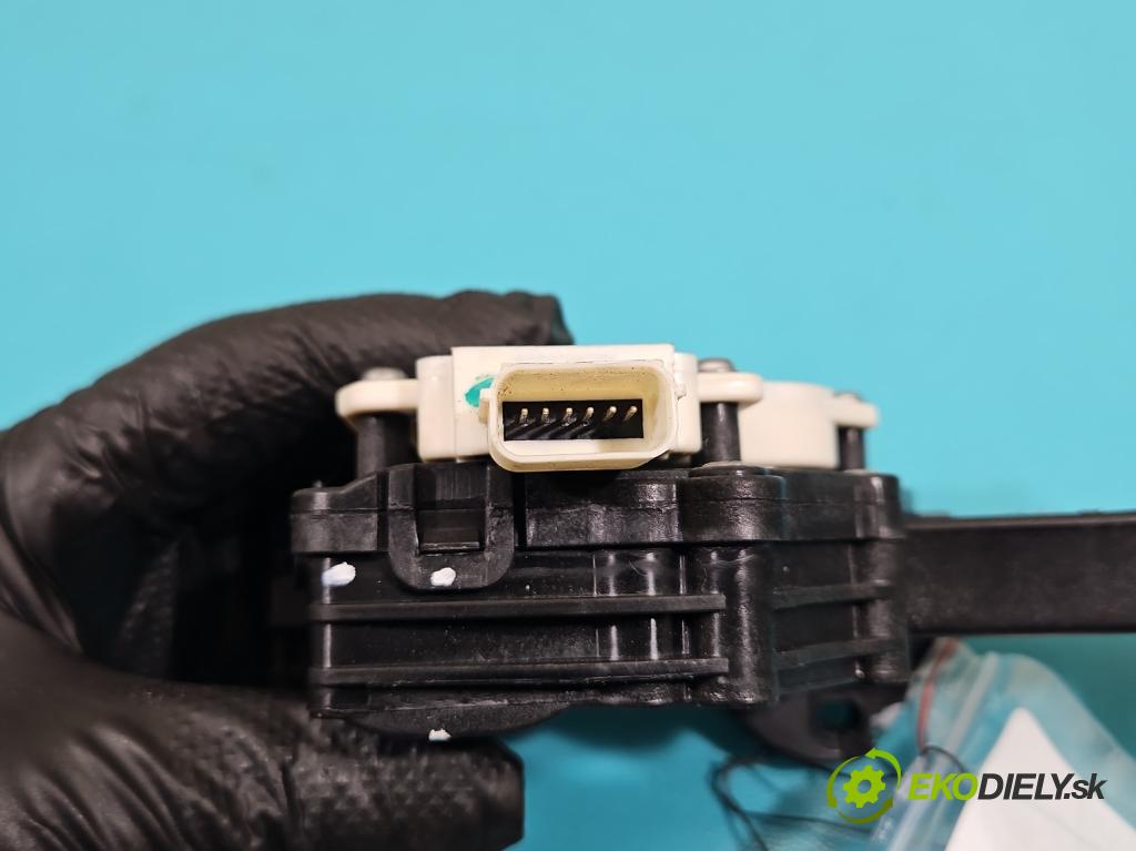 Opel Mokka A 2012-2019 1.6 cdti 136 HP manual 100 kW 1598 cm3 5- pedal plyn potenciometr: 96892406