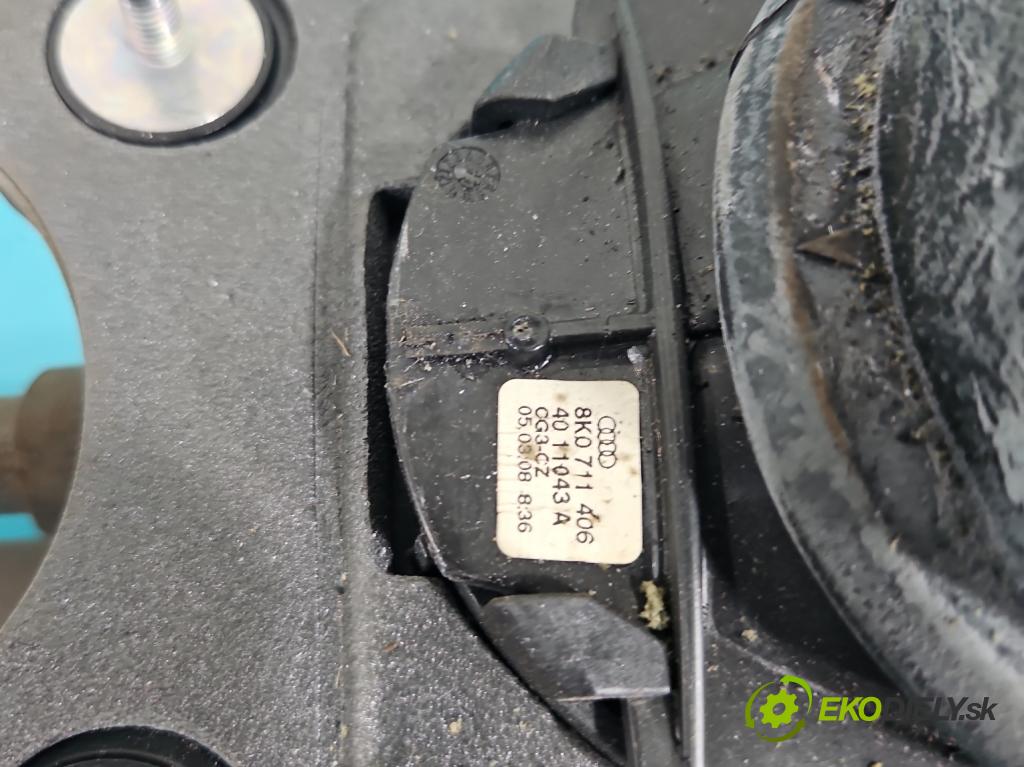 Audi A5 8T 2007-2016 3.0 tdi V6 239KM manual 176 kW 2967 cm3 2- Páka: Změny: stupeň,rýchlosť 8K0711271B (Rýchlostná páka (kulisa))