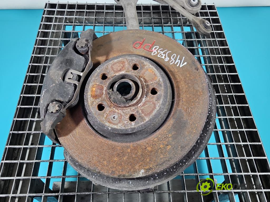 Audi A5 8T 2007-2016 3.0 tdi V6 239KM manual 176 kW 2967 cm3 2- náboj pravé  (Náboj kola)