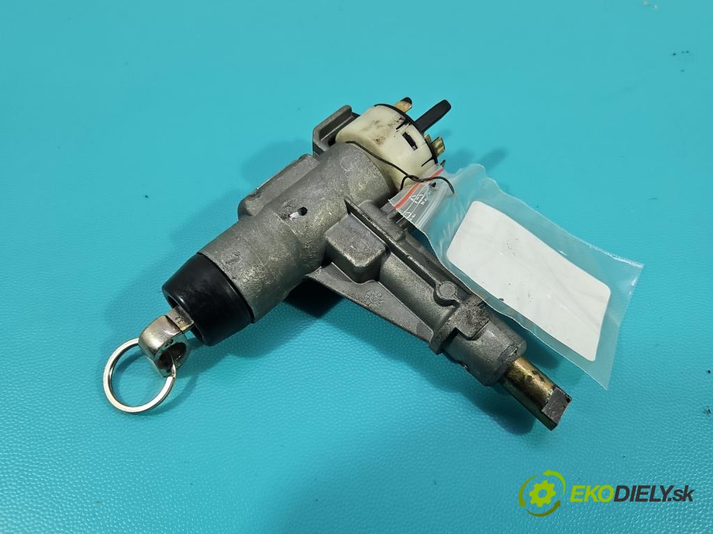 Audi 80 B4 1991-1994 2.0 8v 90 HP manual 66 kW 1984 cm3 4- Spínačka  (Spínacia skrinka)