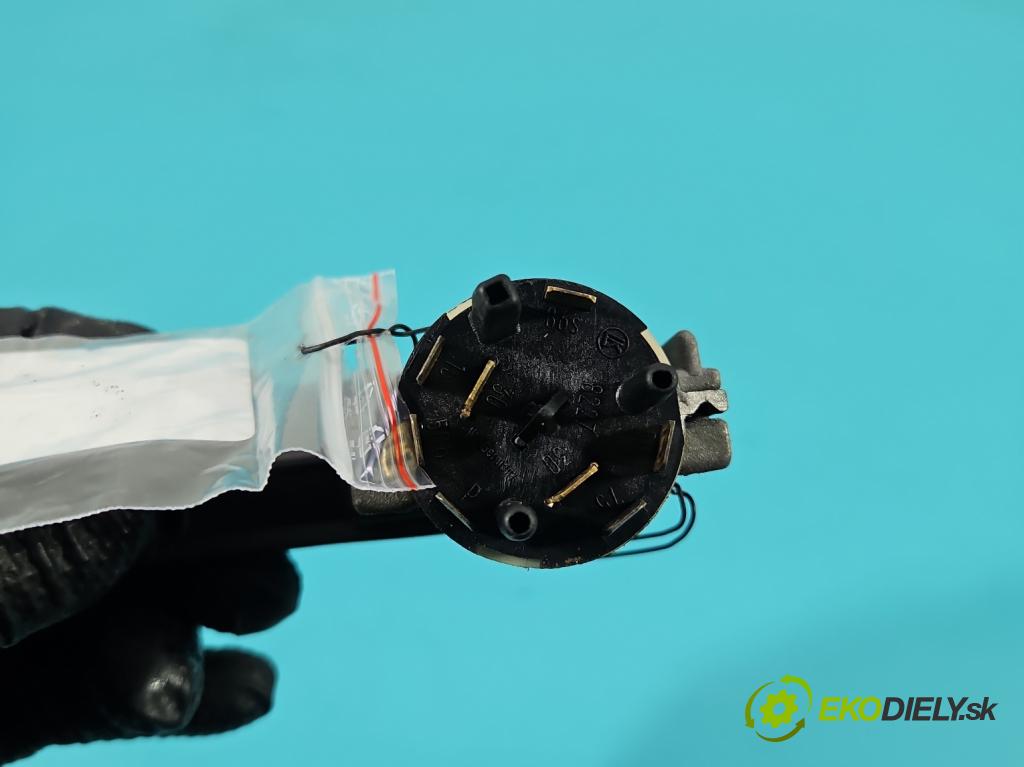 Audi 80 B4 1991-1994 2.0 8v 90 HP manual 66 kW 1984 cm3 4- Spínačka (Spínacia skrinka)