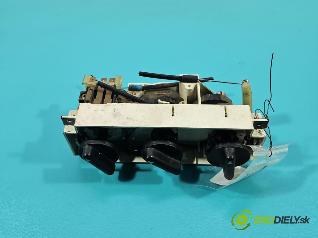 Audi 80 B4 1991-1994 2.0 8v 90 HP manual 66 kW 1984 cm3 4- panel kúrenia 893819045C