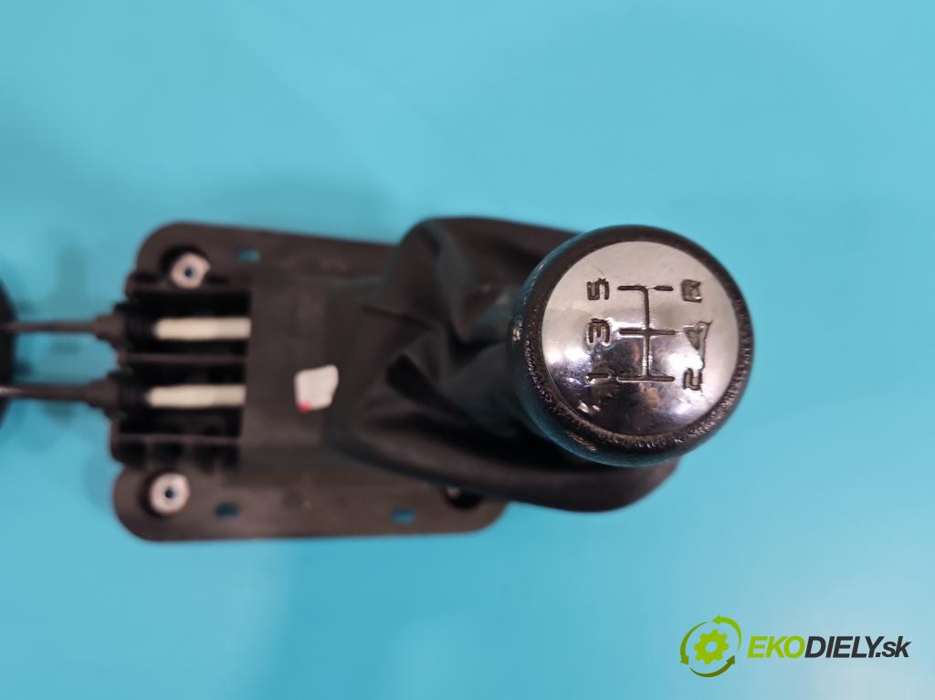 Peugeot 207 1.4 16v (201573) 95 HP manual 70 kW 1397 cm3 5- Páka: Změny: stupeň,rýchlosť 9684489580 (Rýchlostná páka (kulisa))