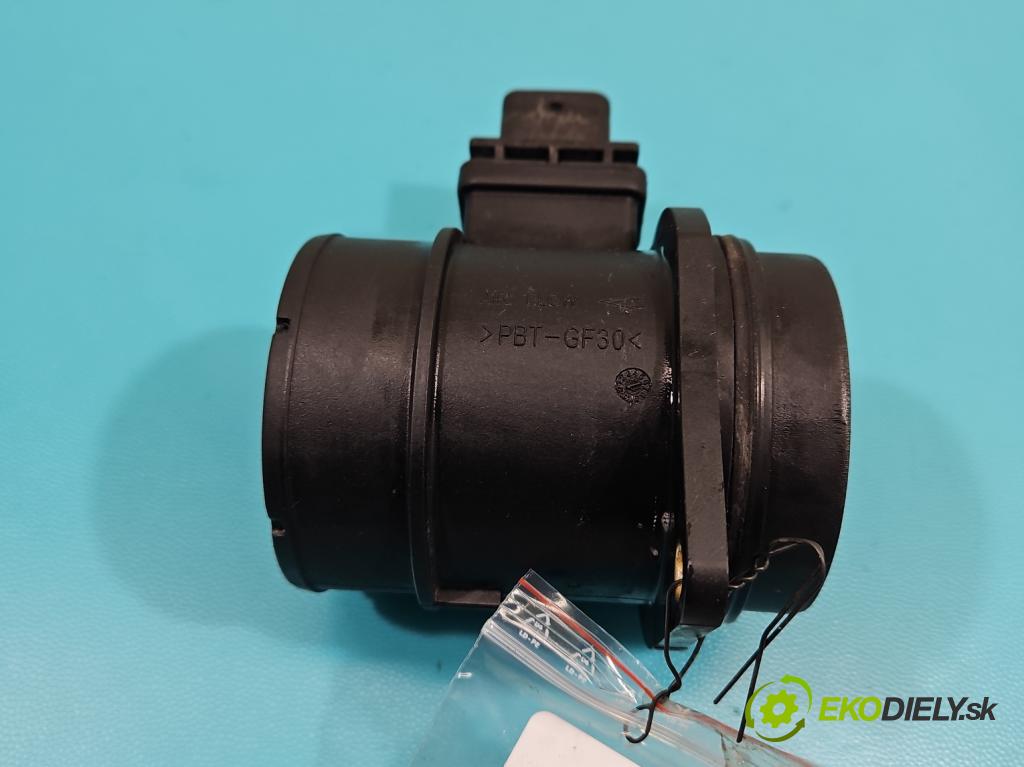 Kia Venga 1.4 crdi 75 HP manual 55 kW 1396 cm3 5- průtokoměr: 28164-2A500 (Váha vzduchu)